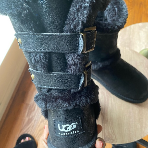 Ugg black boots - Picture 4 of 7